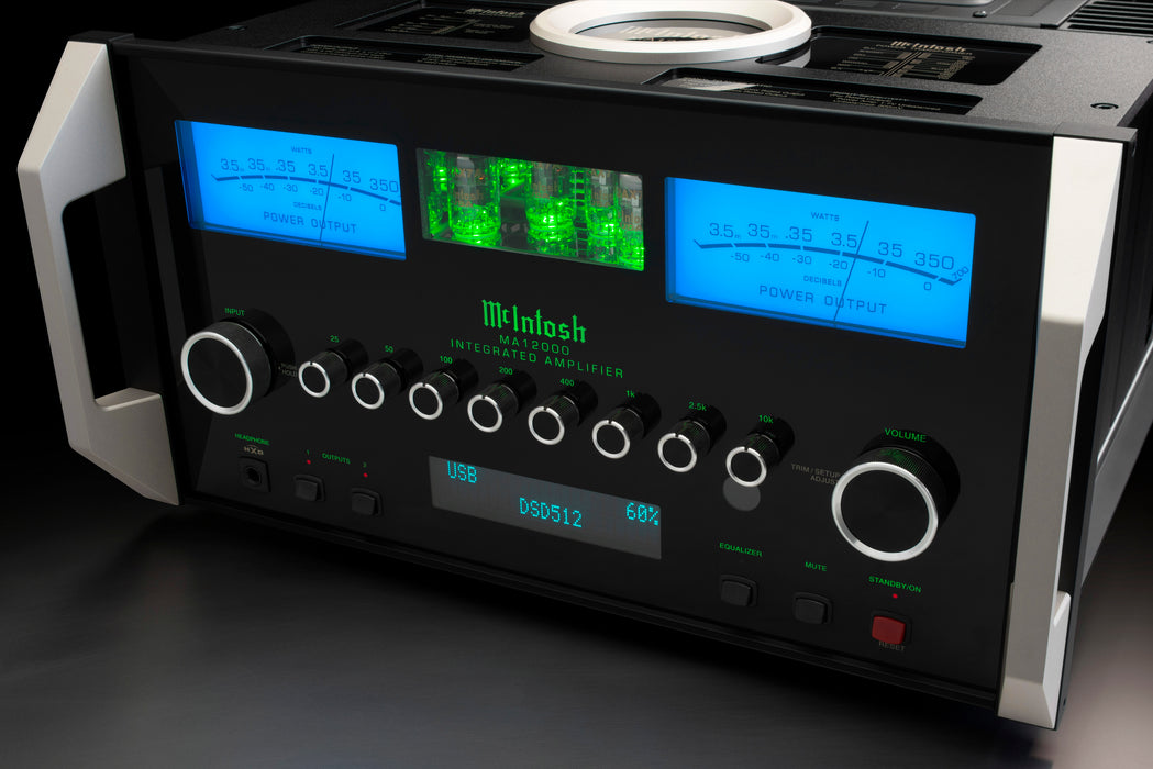 McIntosh MA12000 vue face angle droit