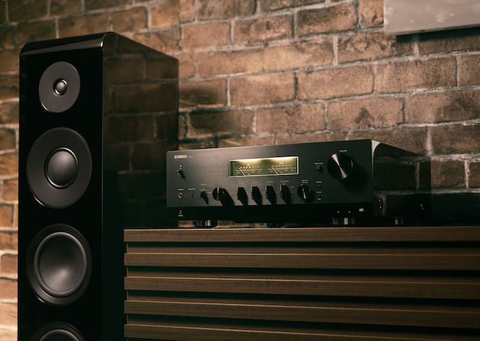 Yamaha RN2000A - Récepteur Stéréo MusicCast 120W/c, DAC, lecteur réseau, phono