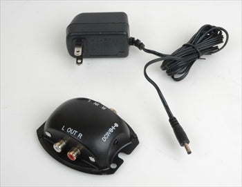 Préamplificateur audio conçu pour brancher une table-tournante