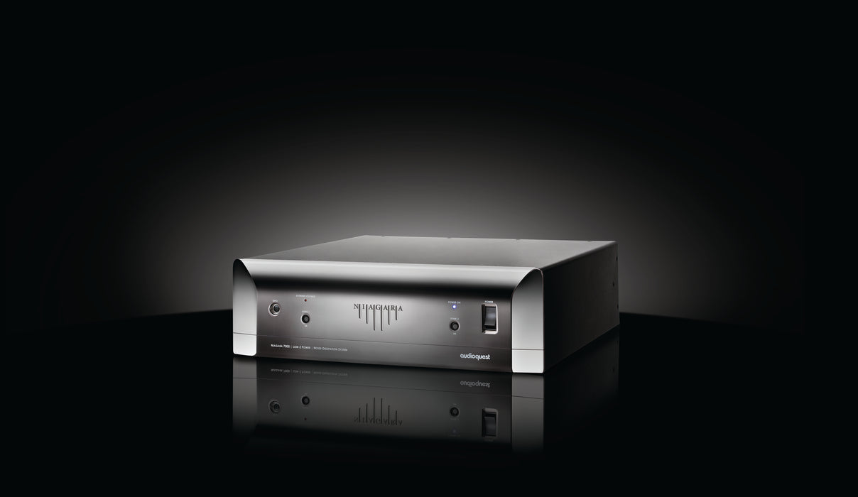 Audioquest Niagara 7000 - Barre d'alimentation 12 prises audiophile!