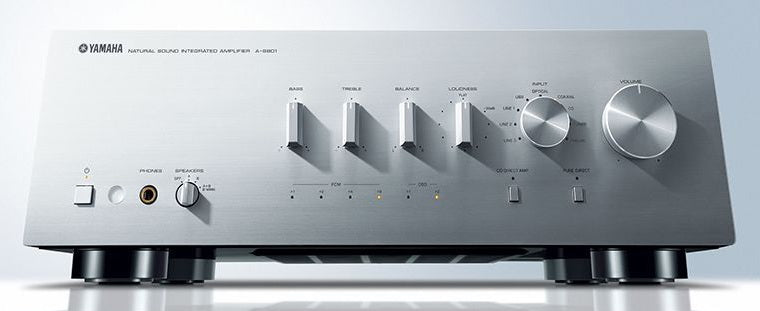 Amplificateur Yamaha AS801 : châssis haute rigidité, 100W/Canal