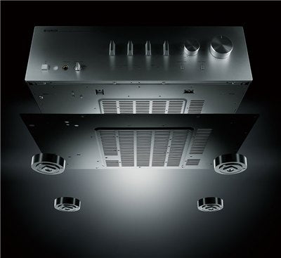 Amplificateur Yamaha AS801 : châssis haute rigidité, 100W/Canal