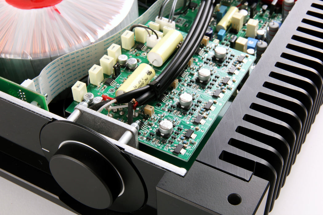 REGA Aethos | Amplificateur stéréo intégré 125Watts/Canal