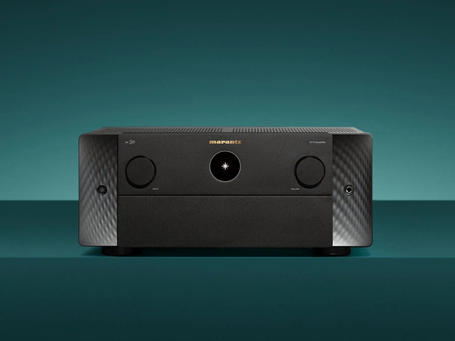 Marantz AV 30 | Préamplificateur AV symétrique de référence 11.4 canaux alimenté par HEOS