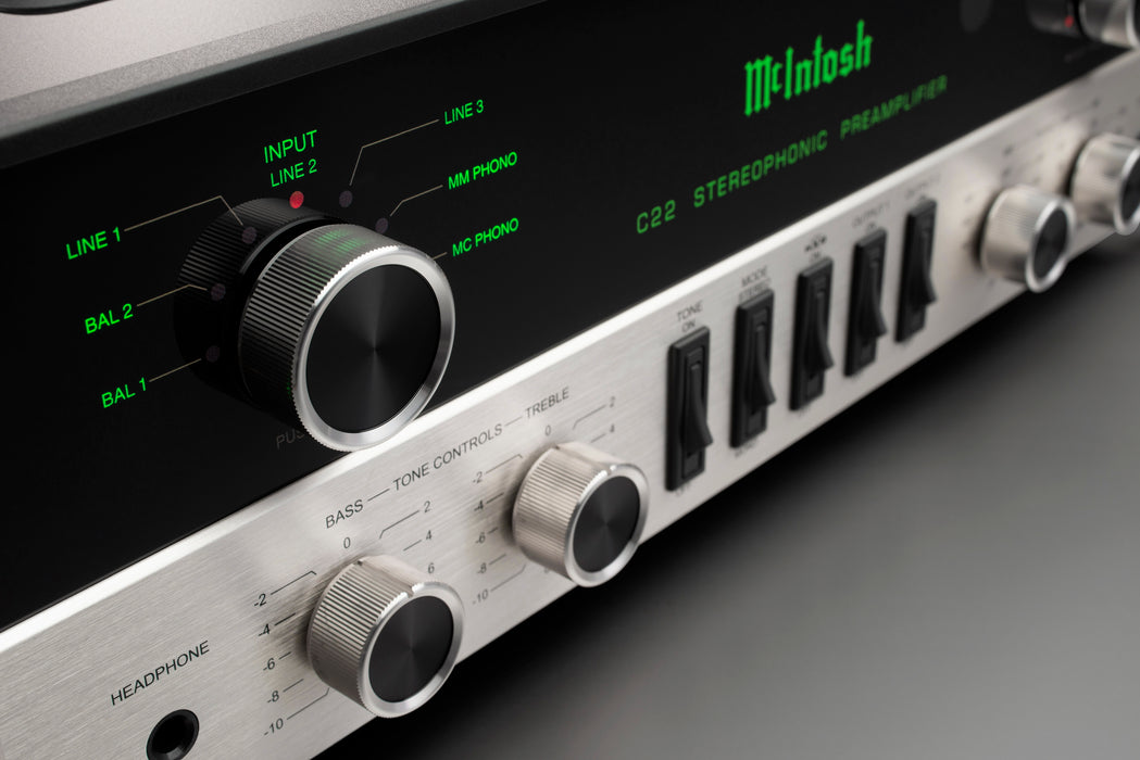 McIntosh C22 Mk V | Preamplificateur à Tubes Audiophile d’Exception