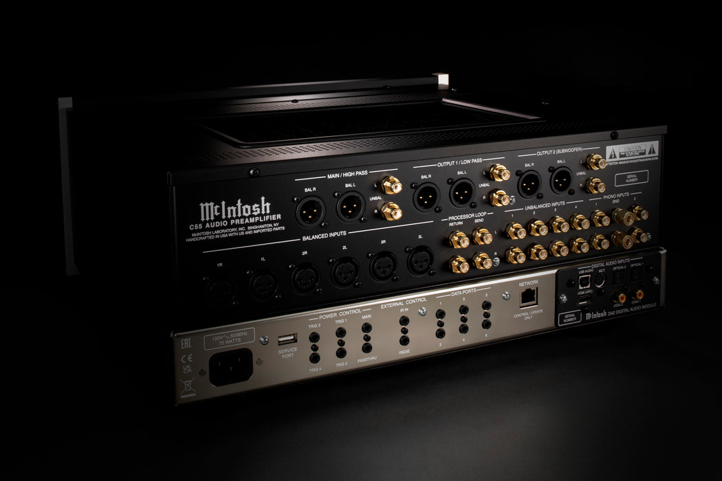 McIntosh C55 - Préamplificateur stéréo 16 entrées