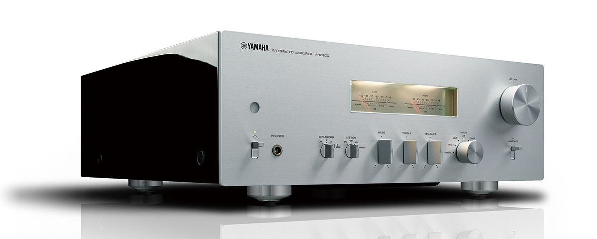 Yamaha AS1200 - Amplificateur stéréo intégré 105 Watts par canal