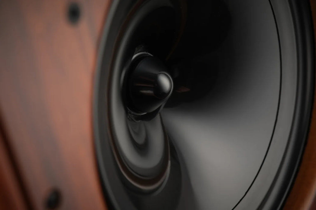 Harbeth Super SHL5Plus XD2 | Enceintes acoustiques d'étagère 3 voies (La paire)