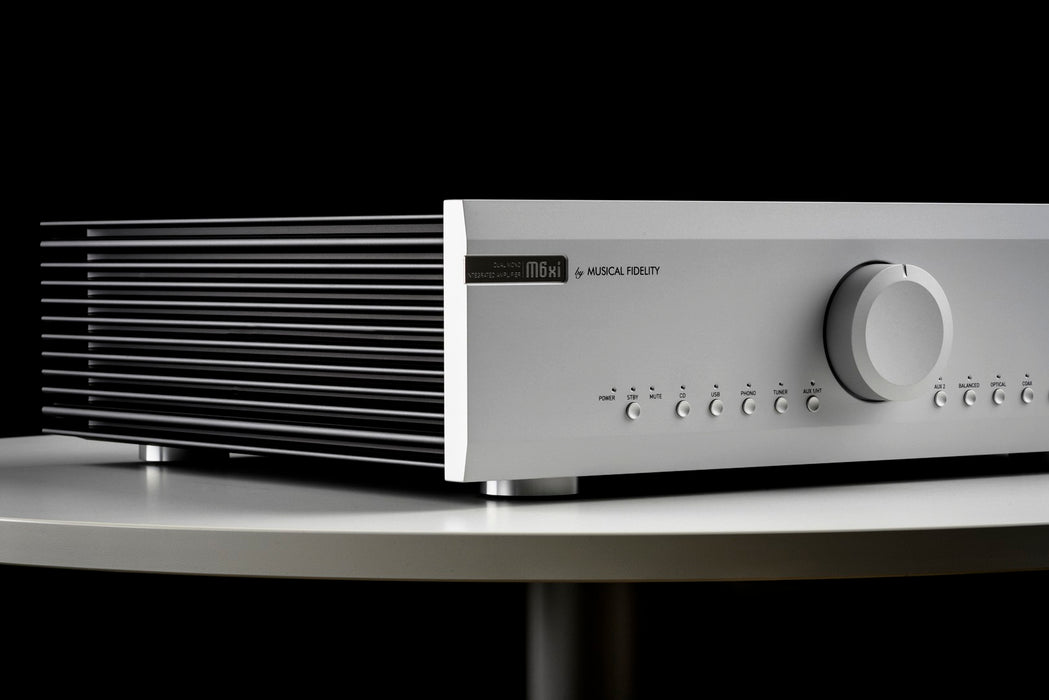 Musical Fidelity M6xi | Amplificateur stéréo intégré 220Watts/Canal