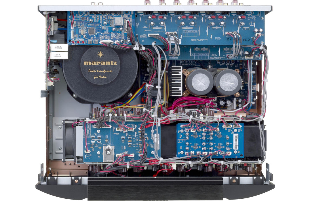 Marantz MM-8077 - Amplificateur de puissance 7 canaux 150Watts/canal : un excellent amplificateur multi-canaux vous fera vivre une expérience musicale et de cinéma maison exceptionnelles.