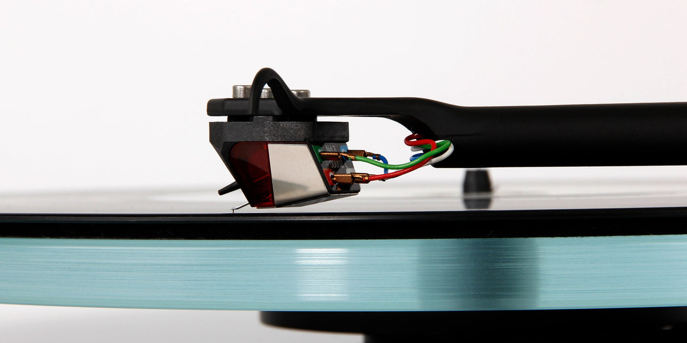 REGA Planar 3 avec cartouche Nd5