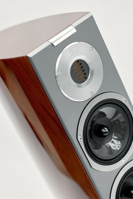 Audiovector R5 Arrete | Enceintes acoustiques colonne 3.5 voies haut de gamme