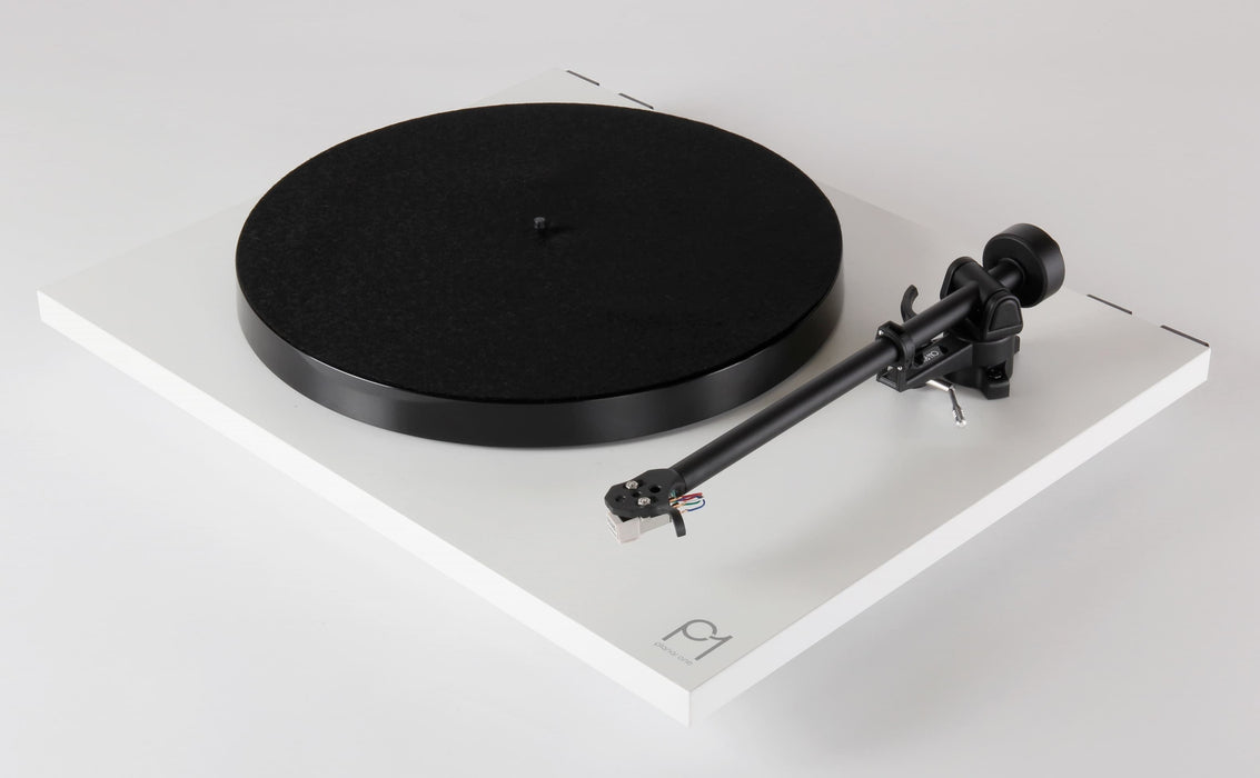 REGA Planar 1