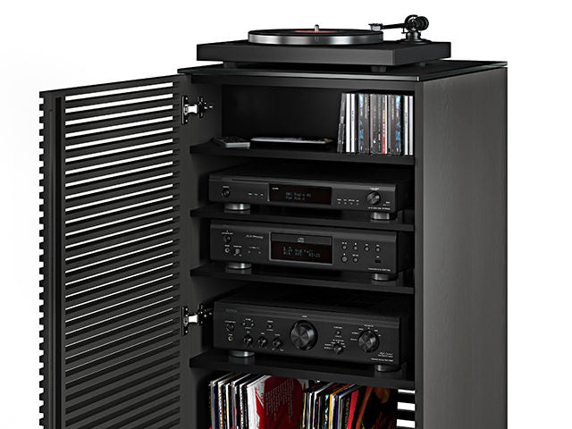 BDI Corridor® 8172 Charbon - Meuble audio parfaite pour garder les composants AV, les médias et vos disques vinyles préférés organisés et accessibles!