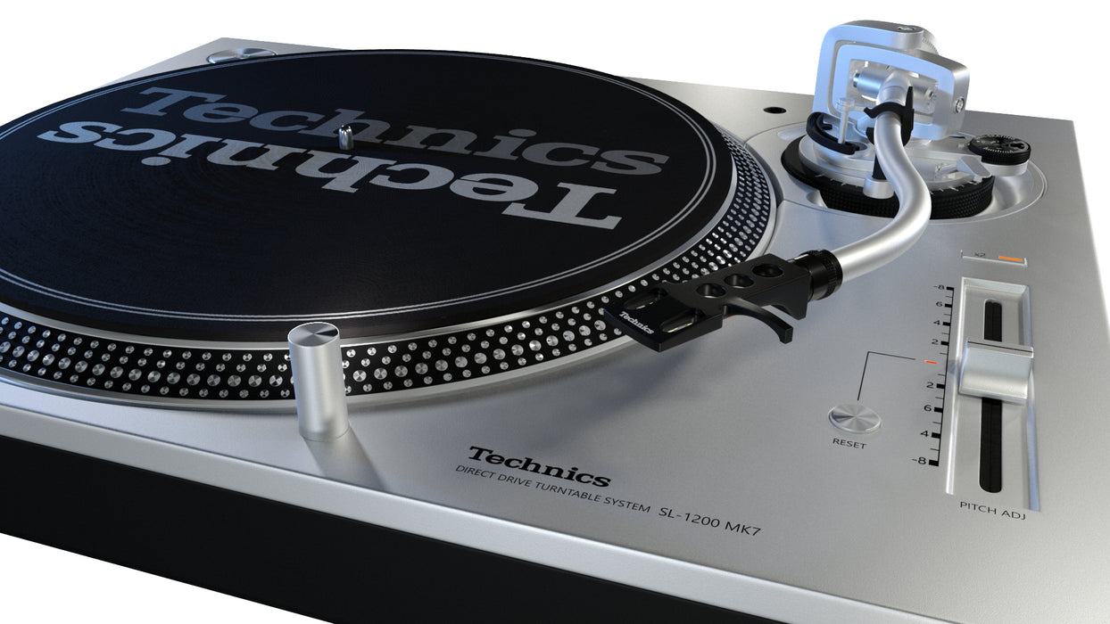 Technics SL1200MK7 - La référence des DJ dans le monde entier!